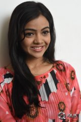 Nithya Shetty at Padesave Movie Platinum Disc Function